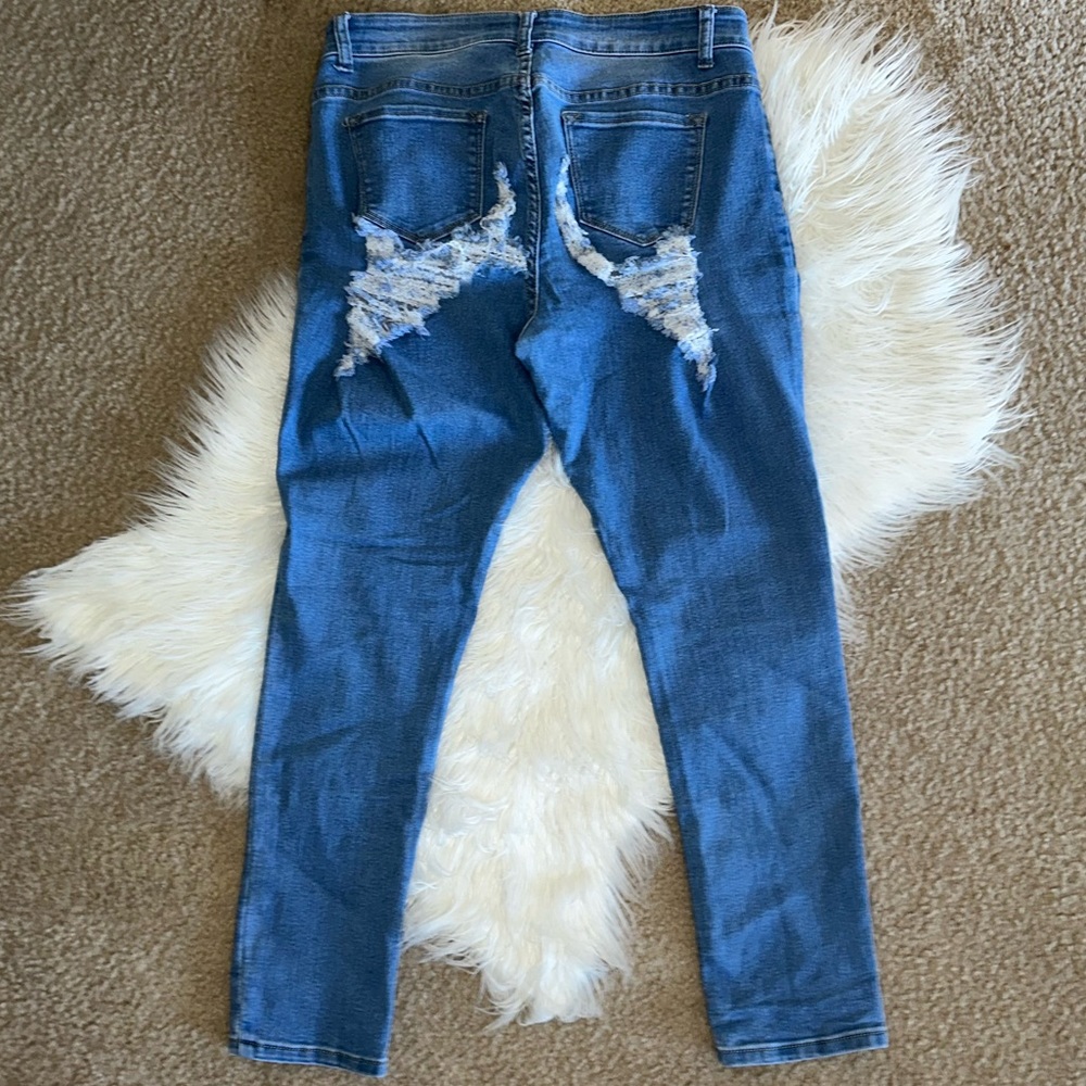 LAST CHANCE- DONATING. EUC Fashion Nova “all the booty” jeans size 13/14. - Picture 5 of 5